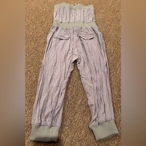 Women's 1pc casual Jumoer Sz M pockets open shoulder pants tube top Preowned